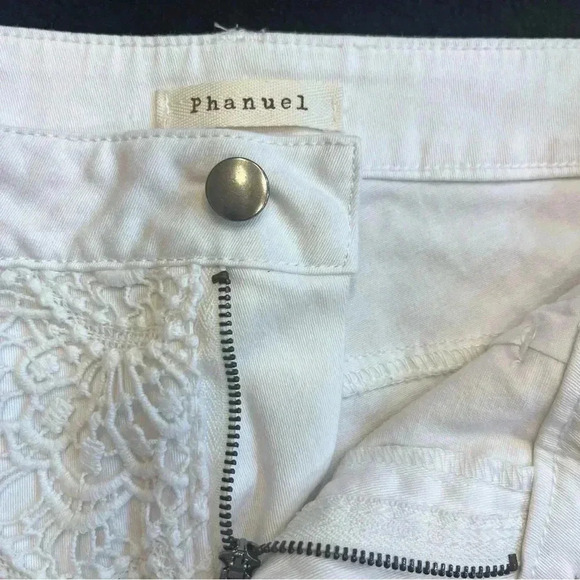 Phanuel white lace crochet shorts women’s L - Picture 5 of 5